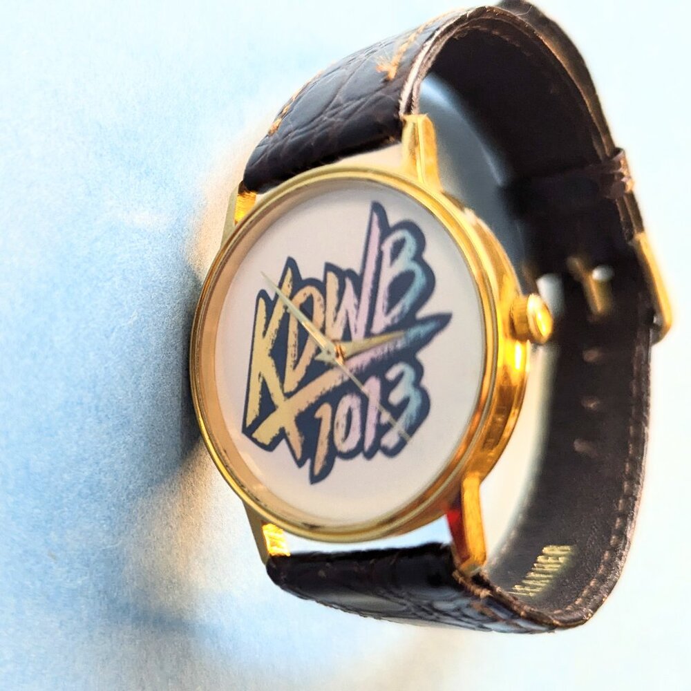 KDWB 101.3 WATCH. RADIO STATION IN MINNEAPOLIS, MN CIRCA 1991